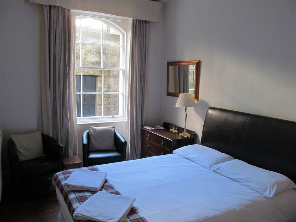 Lantern Guest House Единбург Екстериор снимка